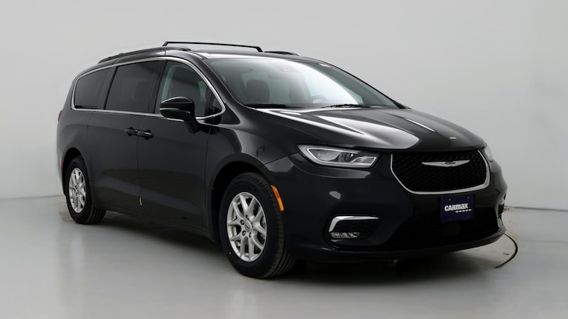 2022 Chrysler Pacifica Touring Hero Image