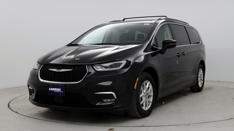 2022 Chrysler Pacifica Touring 4