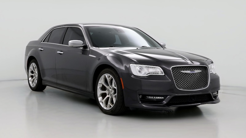 2019 Chrysler 300 C Hero Image