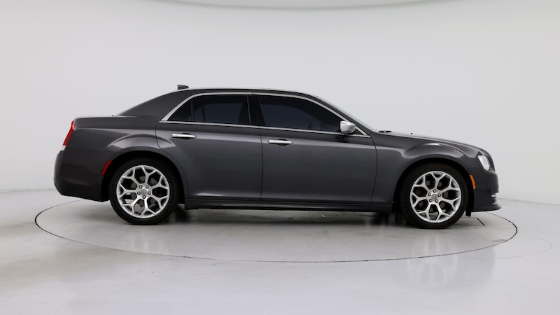 2019 Chrysler 300 C 7