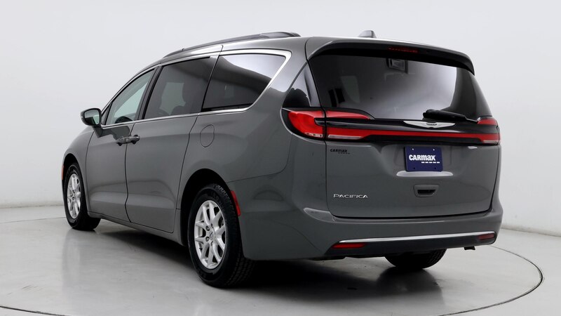 2022 Chrysler Pacifica Touring L 2