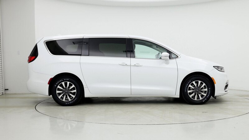 2022 Chrysler Pacifica Hybrid Touring L 7