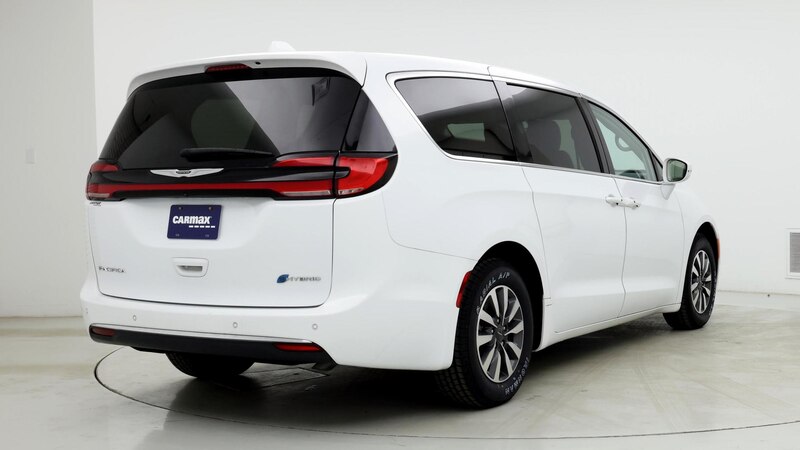 2022 Chrysler Pacifica Hybrid Touring L 8