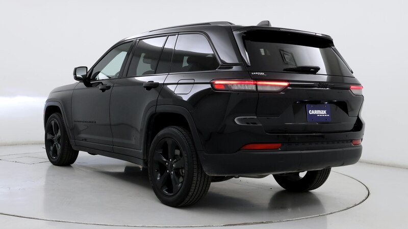 2023 Jeep Grand Cherokee Laredo 2