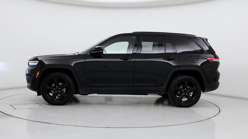 2023 Jeep Grand Cherokee Laredo 3