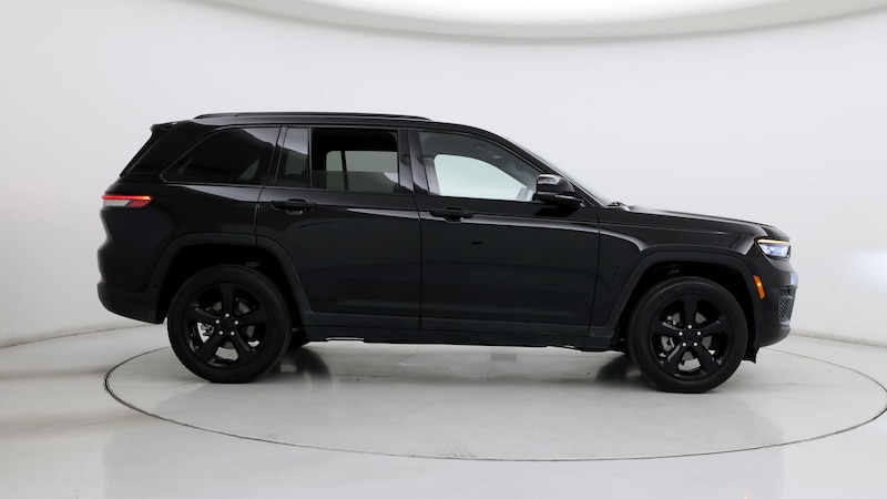 2023 Jeep Grand Cherokee Laredo 7