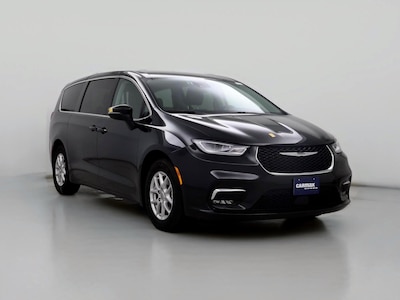 2023 Chrysler Pacifica Touring L -
                Sicklerville, NJ