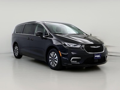 2023 Chrysler Pacifica Hybrid Touring L -
                Sacramento, CA