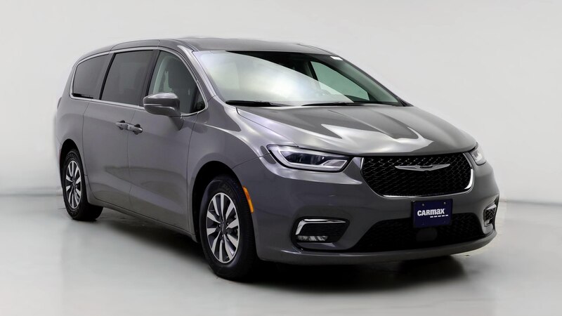 2022 Chrysler Pacifica Hybrid Touring L Hero Image