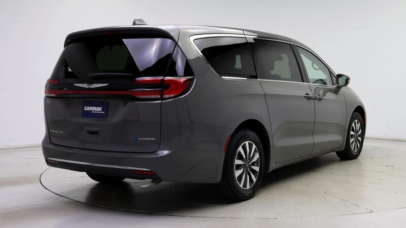 2022 Chrysler Pacifica Hybrid Touring L 8