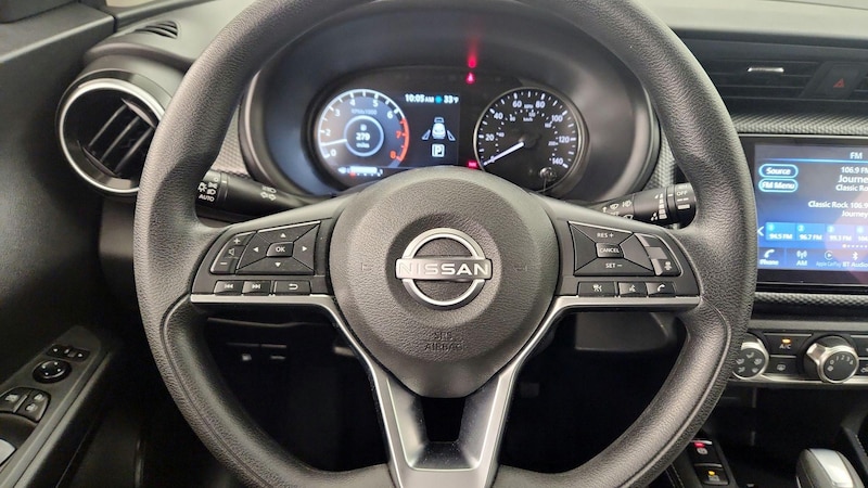 2023 Nissan Kicks SV 10