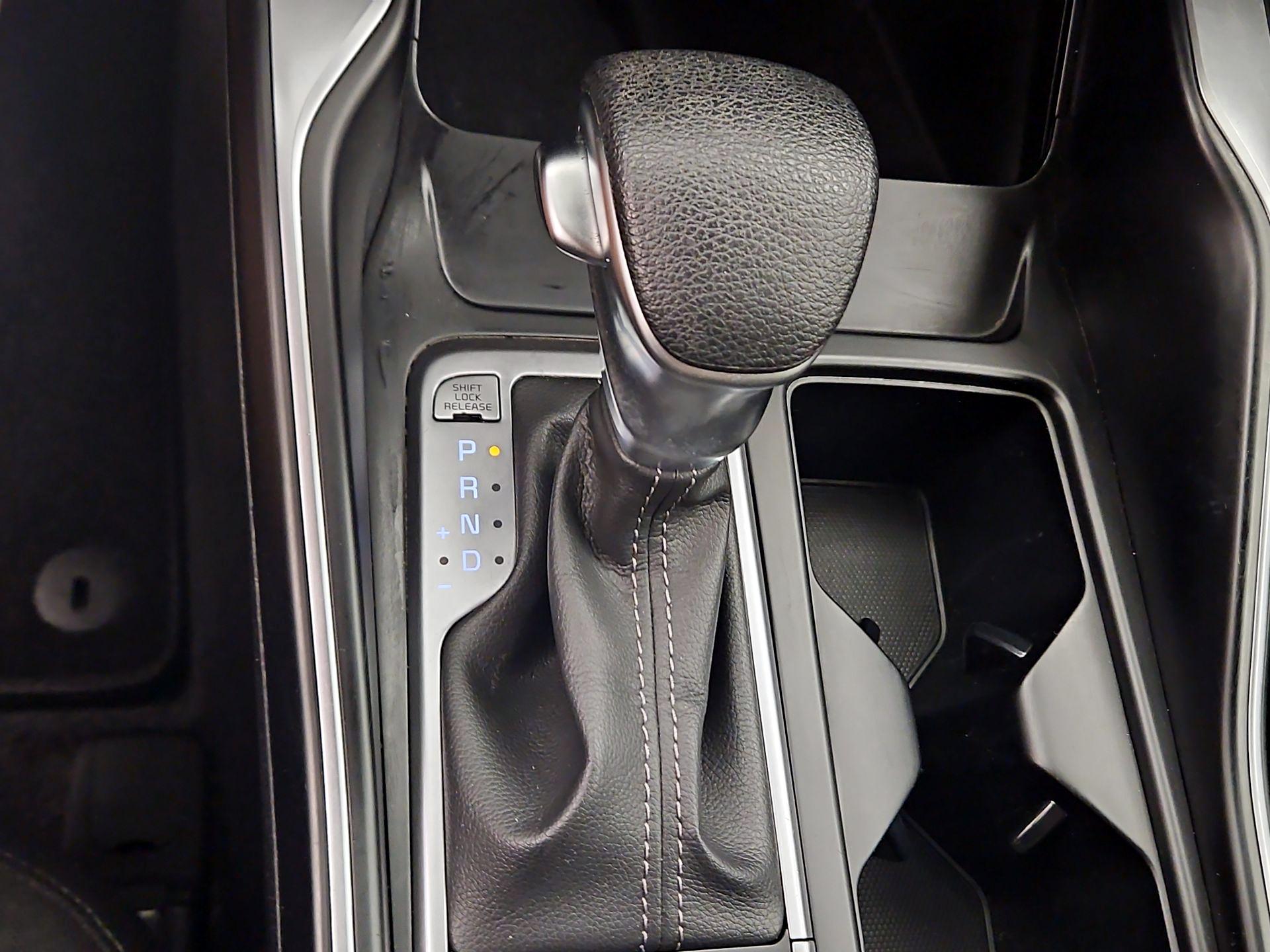 Thumbnail: 2023 Kia Sorento - 17