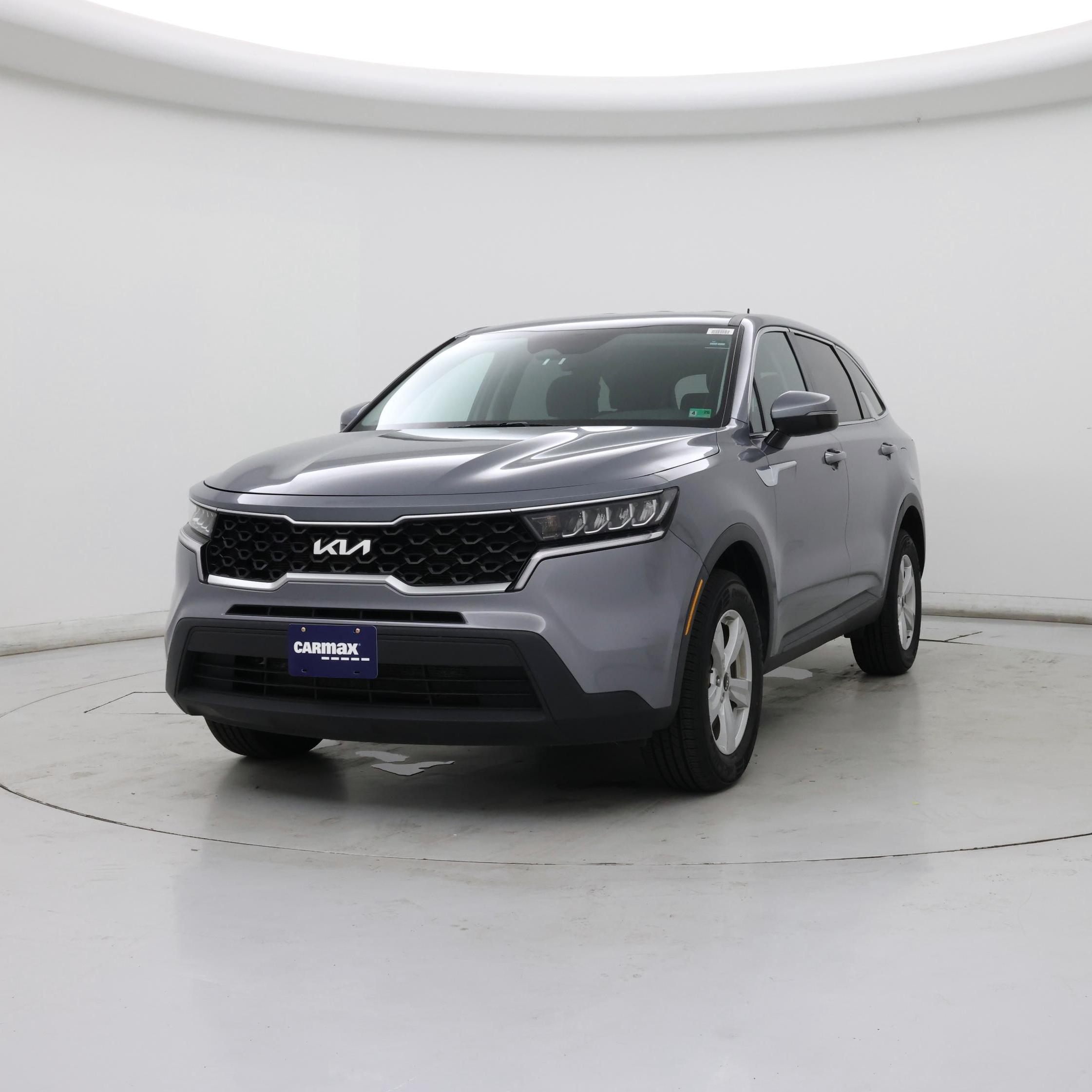 Thumbnail: 2023 Kia Sorento - 4