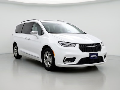 2022 Chrysler Pacifica Limited -
                Los Angeles, CA