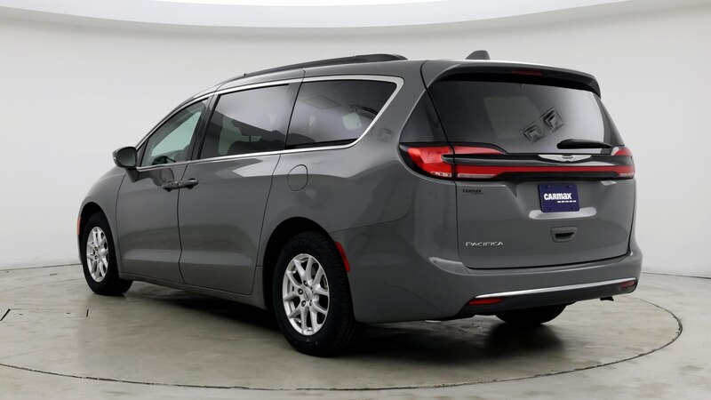 2022 Chrysler Pacifica Touring L 2