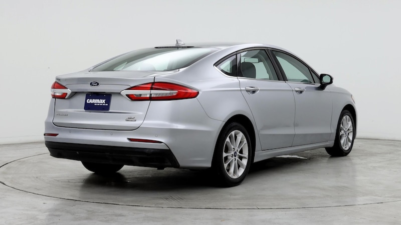 2020 Ford Fusion SE 8