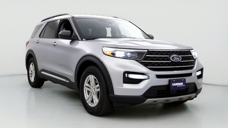 2023 Ford Explorer XLT Hero Image
