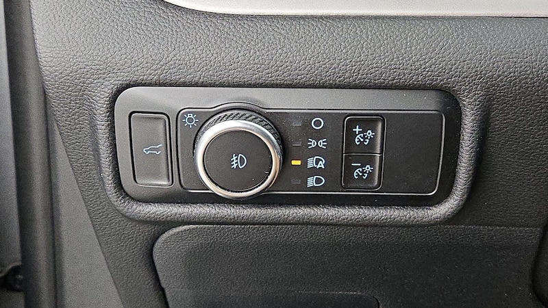 2023 Ford Explorer XLT 13