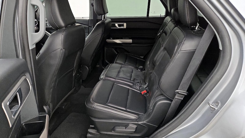 2023 Ford Explorer XLT 19