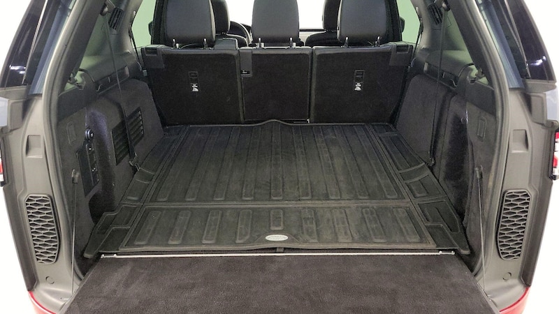 2020 Land Rover Discovery Landmark Edition 22