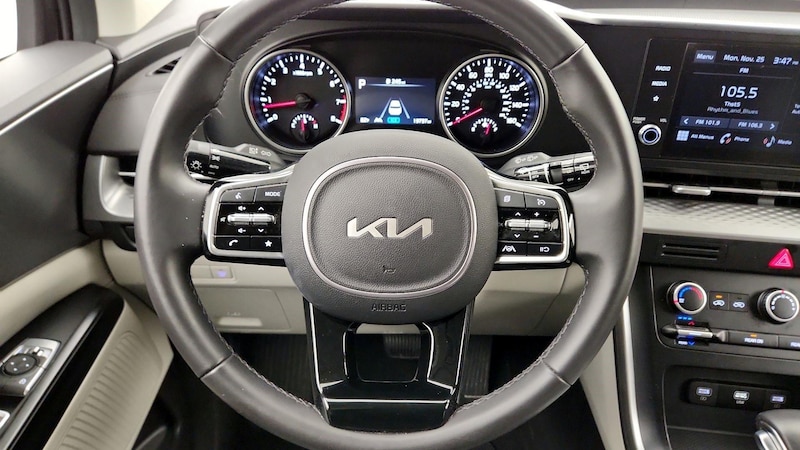 2024 Kia Carnival LX 10