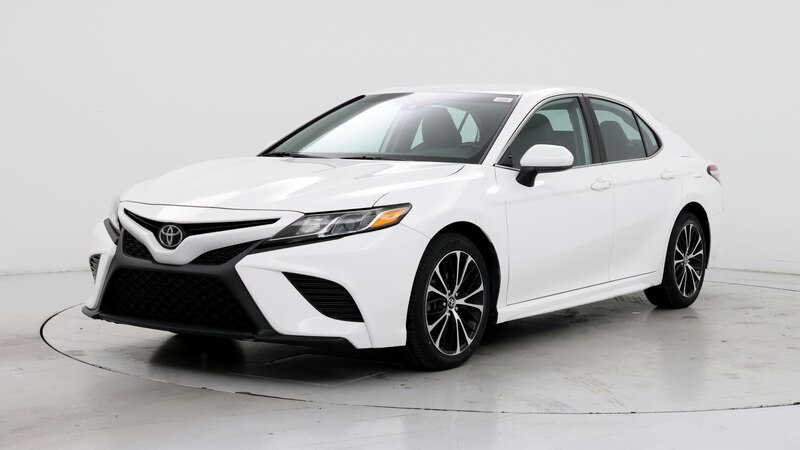 2020 Toyota Camry SE 4