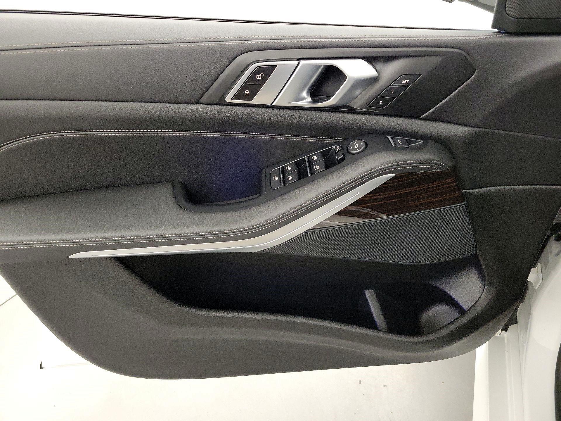 Thumbnail: 2021 BMW X5 - 12