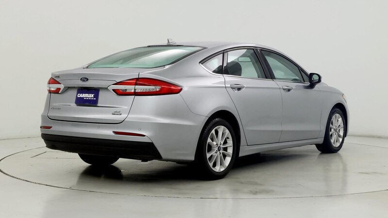 2020 Ford Fusion SE 8