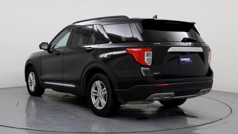 2023 Ford Explorer XLT 2