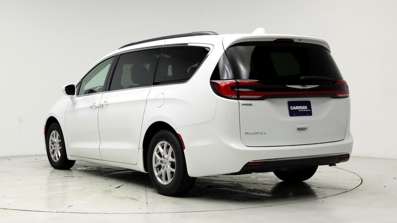 2022 Chrysler Pacifica Touring L 2