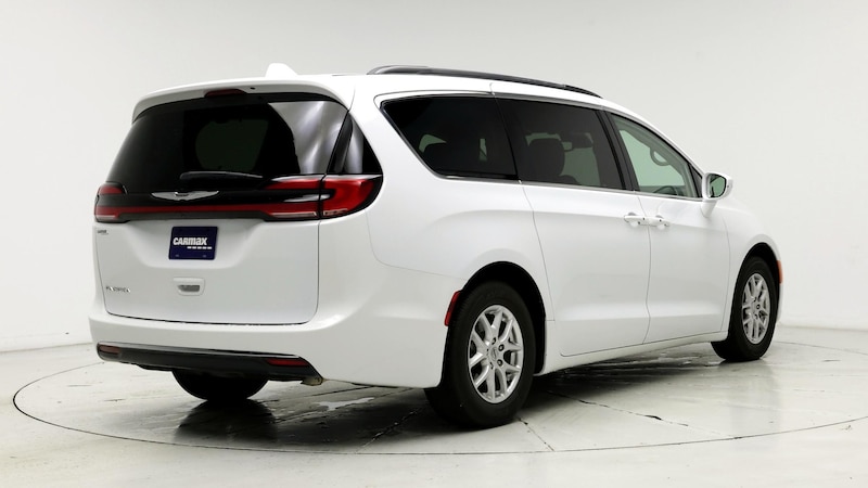 2022 Chrysler Pacifica Touring L 8