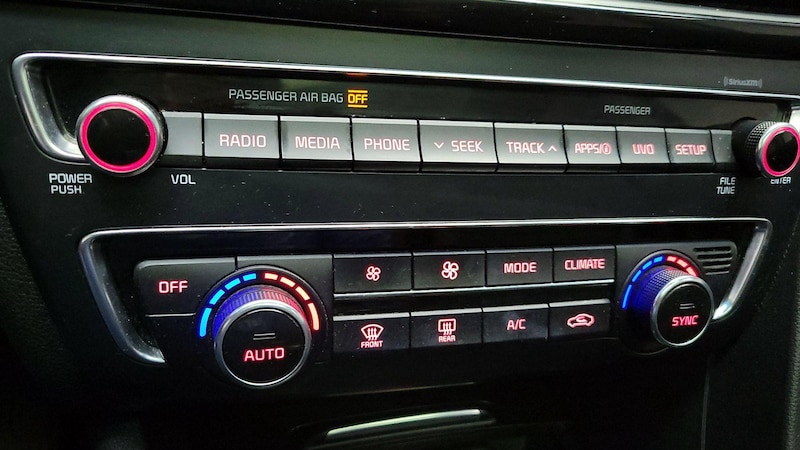 2018 Kia Optima EX 16
