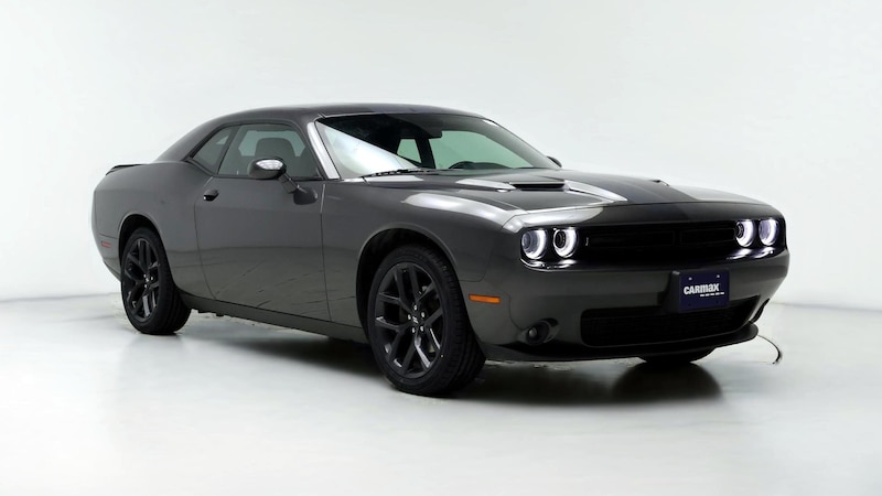 2022 Dodge Challenger SXT Hero Image