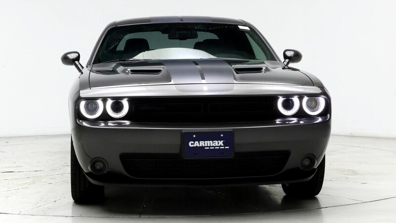 2022 Dodge Challenger SXT 5