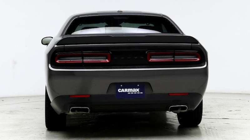 2022 Dodge Challenger SXT 6