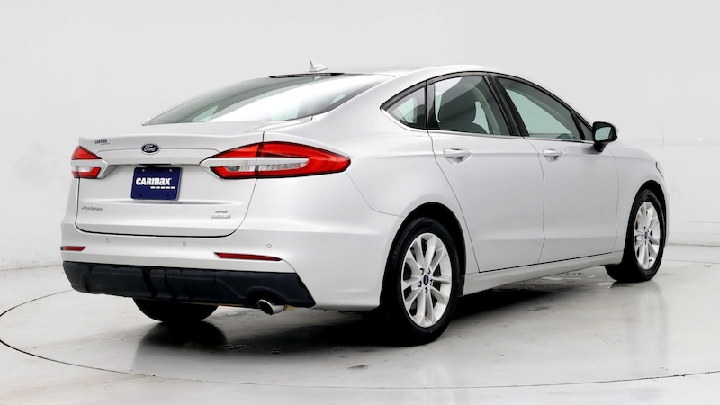 2019 Ford Fusion SE 8