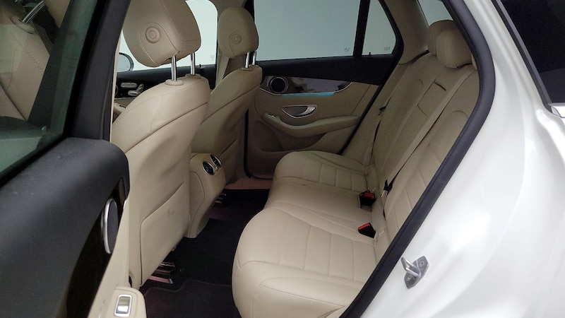 2021 Mercedes-Benz GLC 300 19