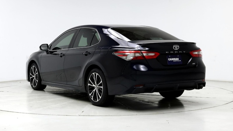 2018 Toyota Camry LE 2