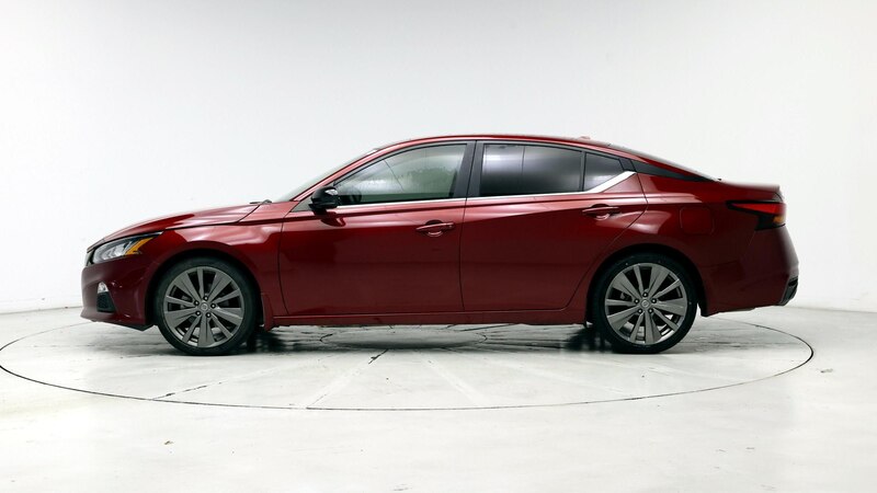 2021 Nissan Altima SR 3