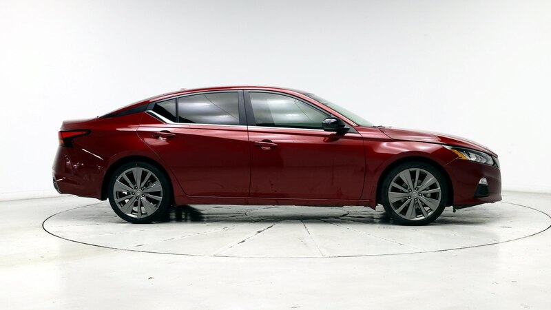 2021 Nissan Altima SR 7