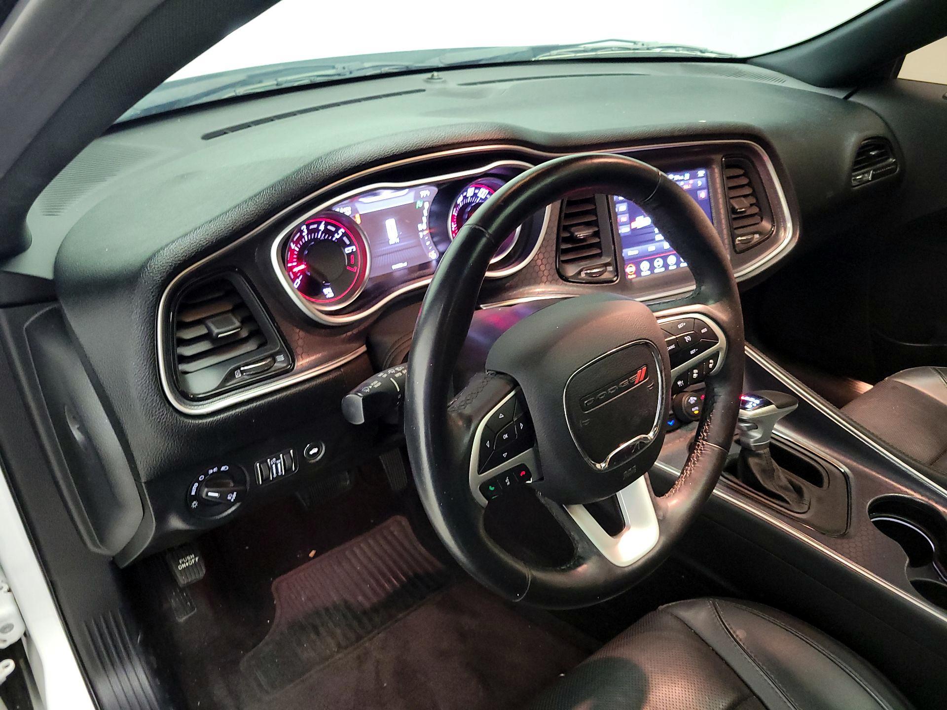 Thumbnail: 2018 Dodge Challenger - 9