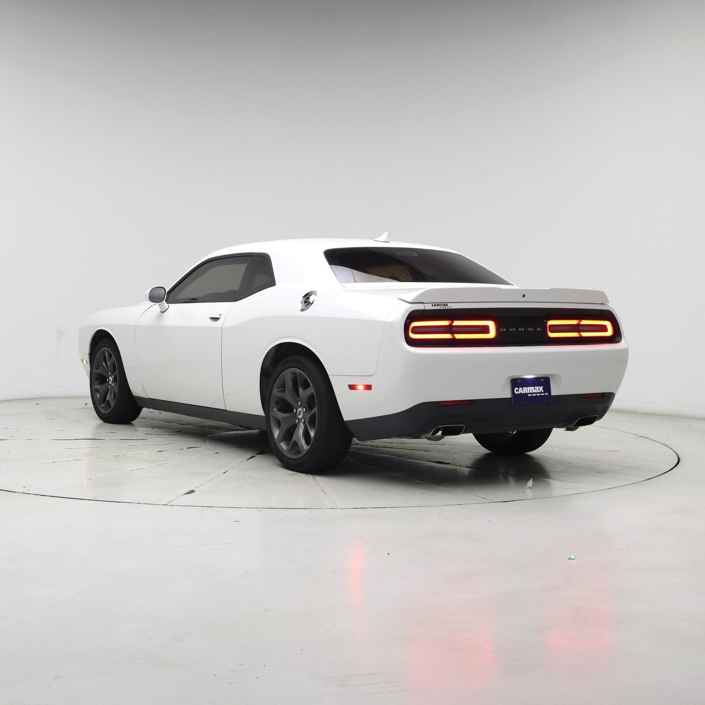 Thumbnail: 2018 Dodge Challenger - 2