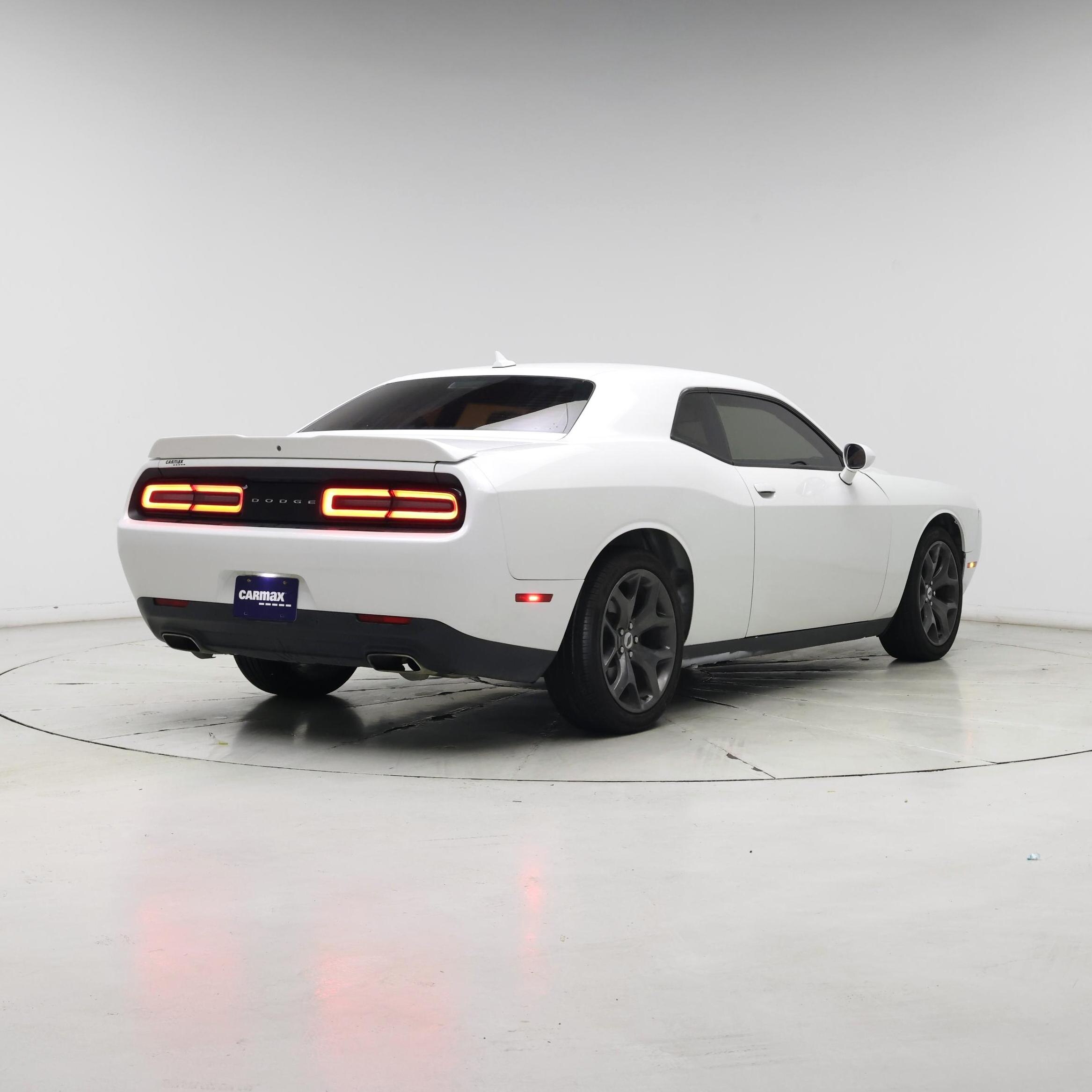 Thumbnail: 2018 Dodge Challenger - 8