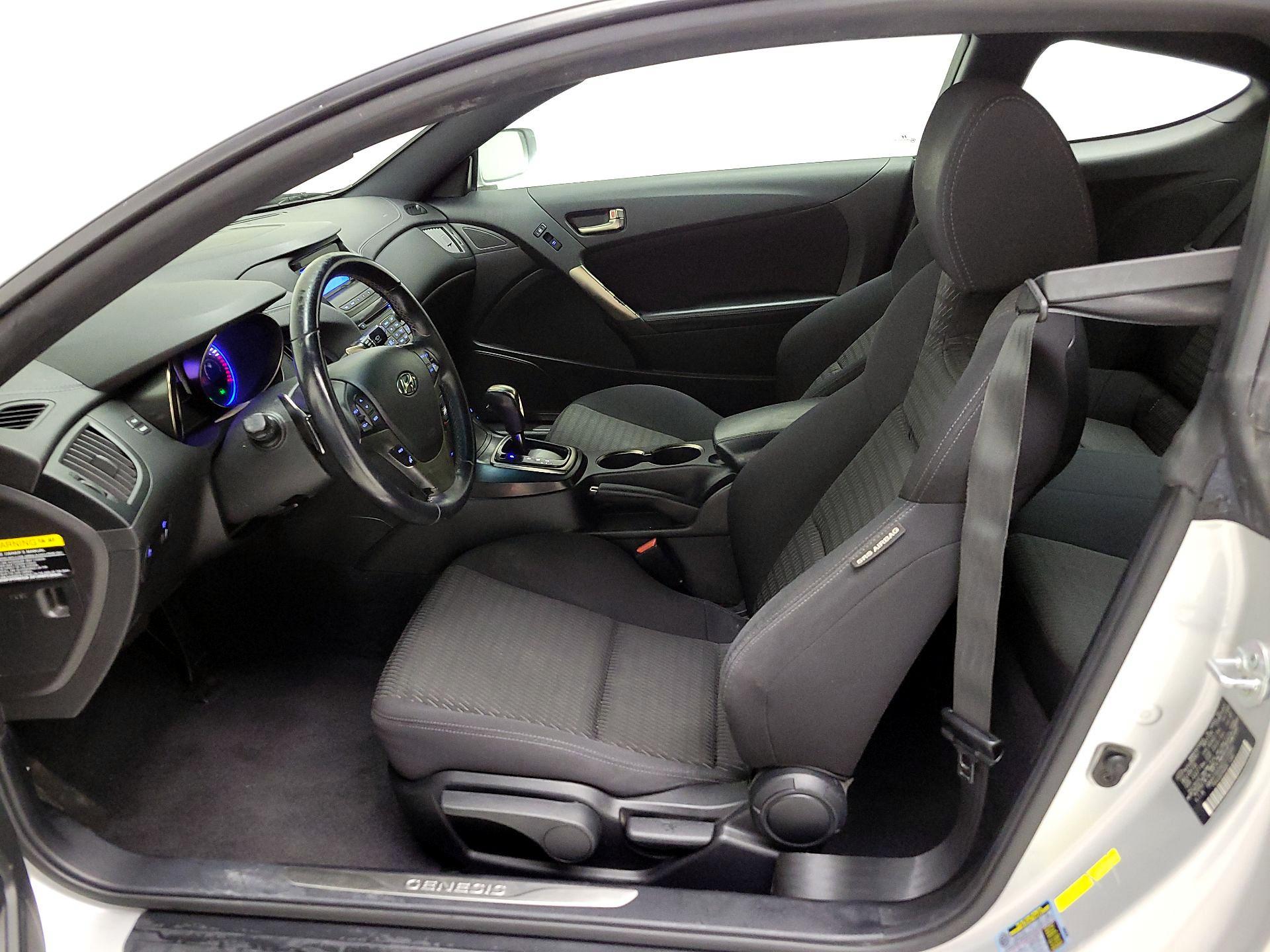 Thumbnail: 2014 Hyundai Genesis - 11