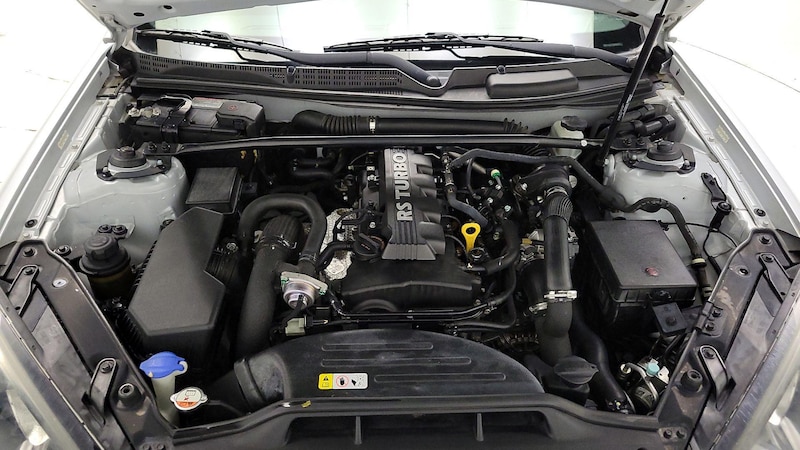 2014 Hyundai Genesis Premium 20