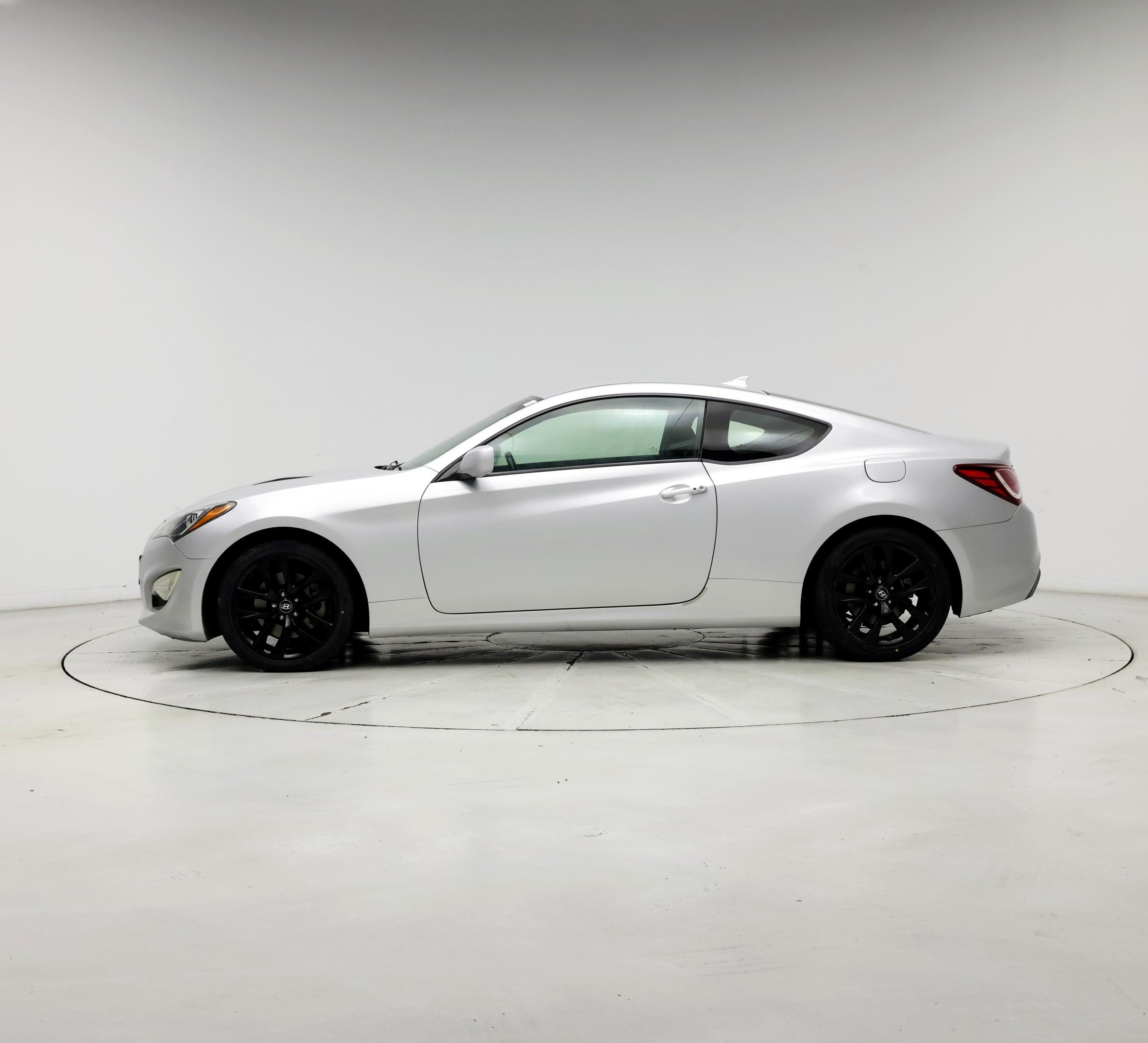 Thumbnail: 2014 Hyundai Genesis - 3