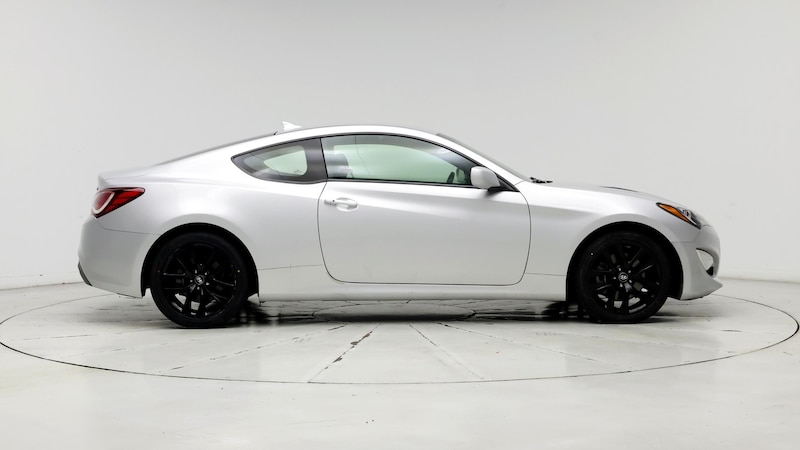 2014 Hyundai Genesis Premium 7