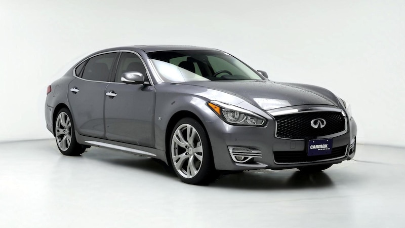 2016 INFINITI Q70  Hero Image