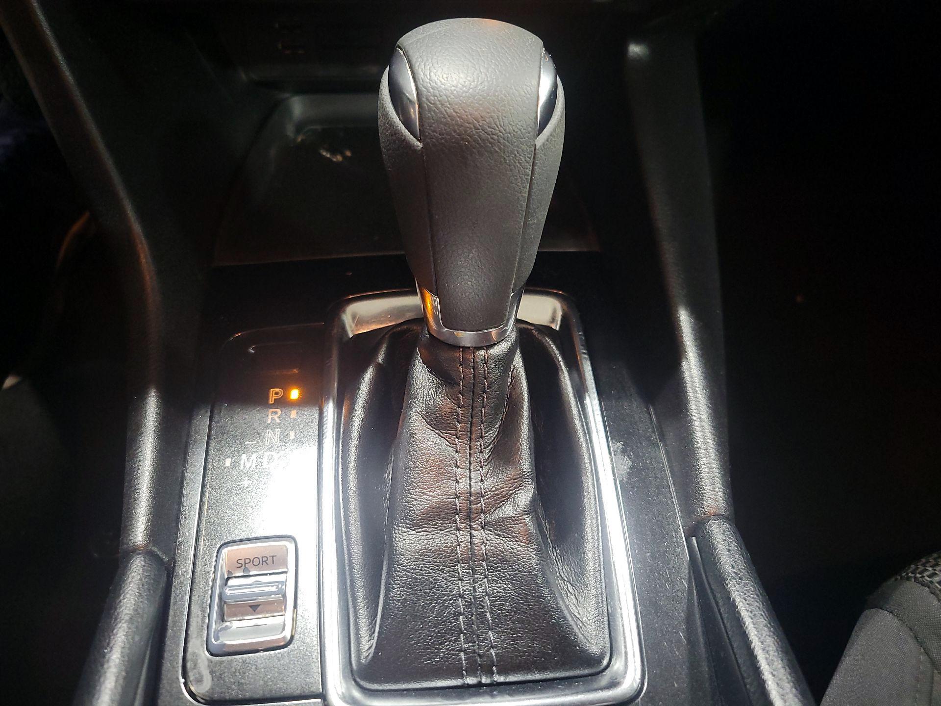 Thumbnail: 2018 Mazda Mazda3 - 17