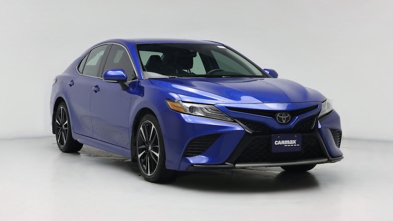 2018 Toyota Camry XLE Hero Image